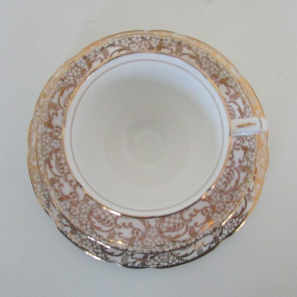 Vintage Royal Stafford Teacup trio set, Pink & Gold (Lot 2) - Picture 4 of 9